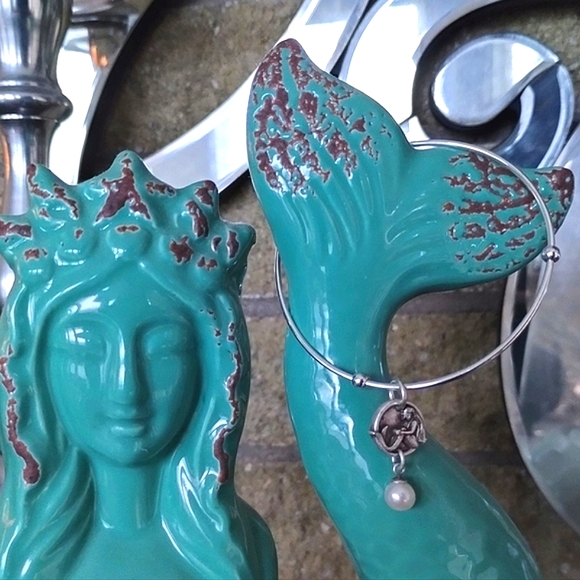 Mermaid Charm Bracelet by Vantel Pearls - Picture 10 of 12